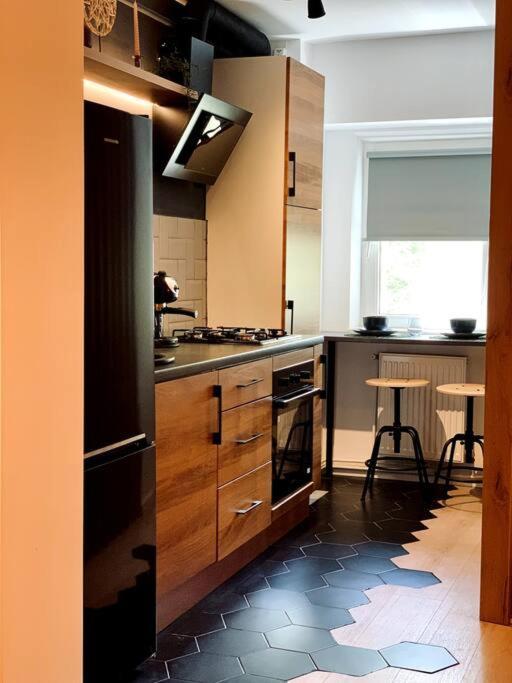 Ferienwohnung Heart Of The City - Modern Studio With Balcony Bukarest Exterior foto